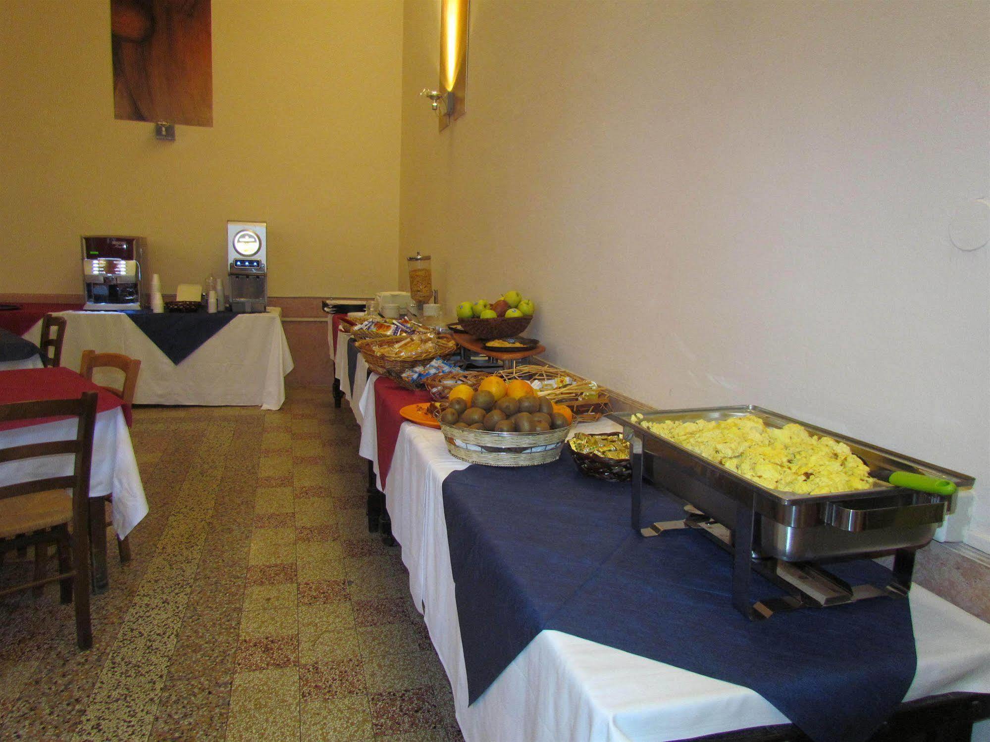Hostel 7 Santi Firenze Eksteriør bilde